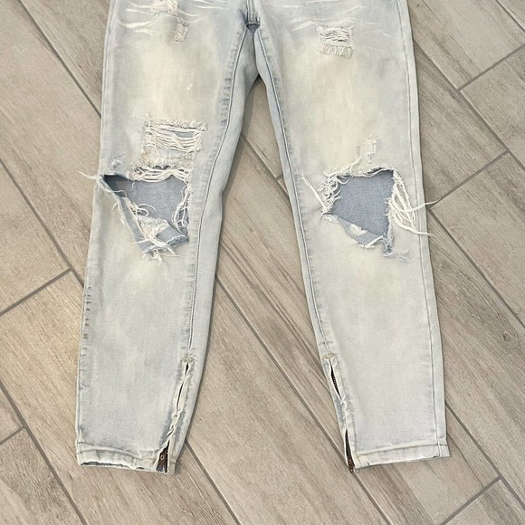 One Teaspoon Distressed White Jeans - Picture 8 of 10